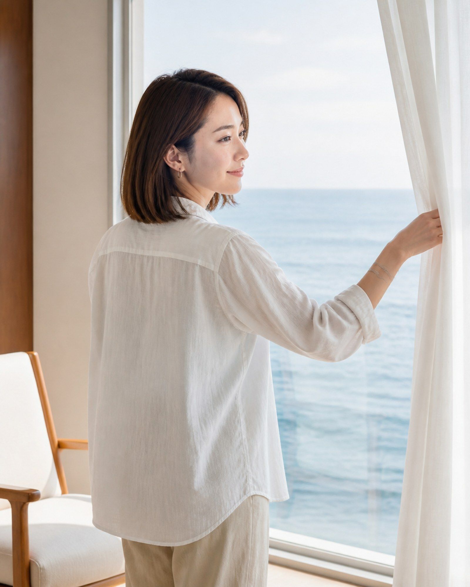 夏の海辺ホテルで、紗季と。 サンプル画像2