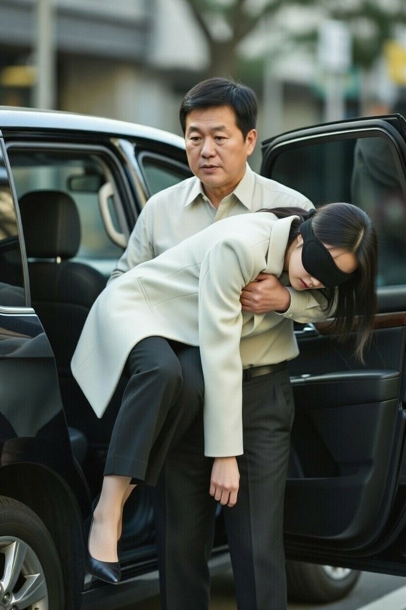 【AI生成】性犯罪者再犯防止法 〜無作為拉致されたピチピチ美女が刑務所で数十人輪●30日間〜 サンプル画像4