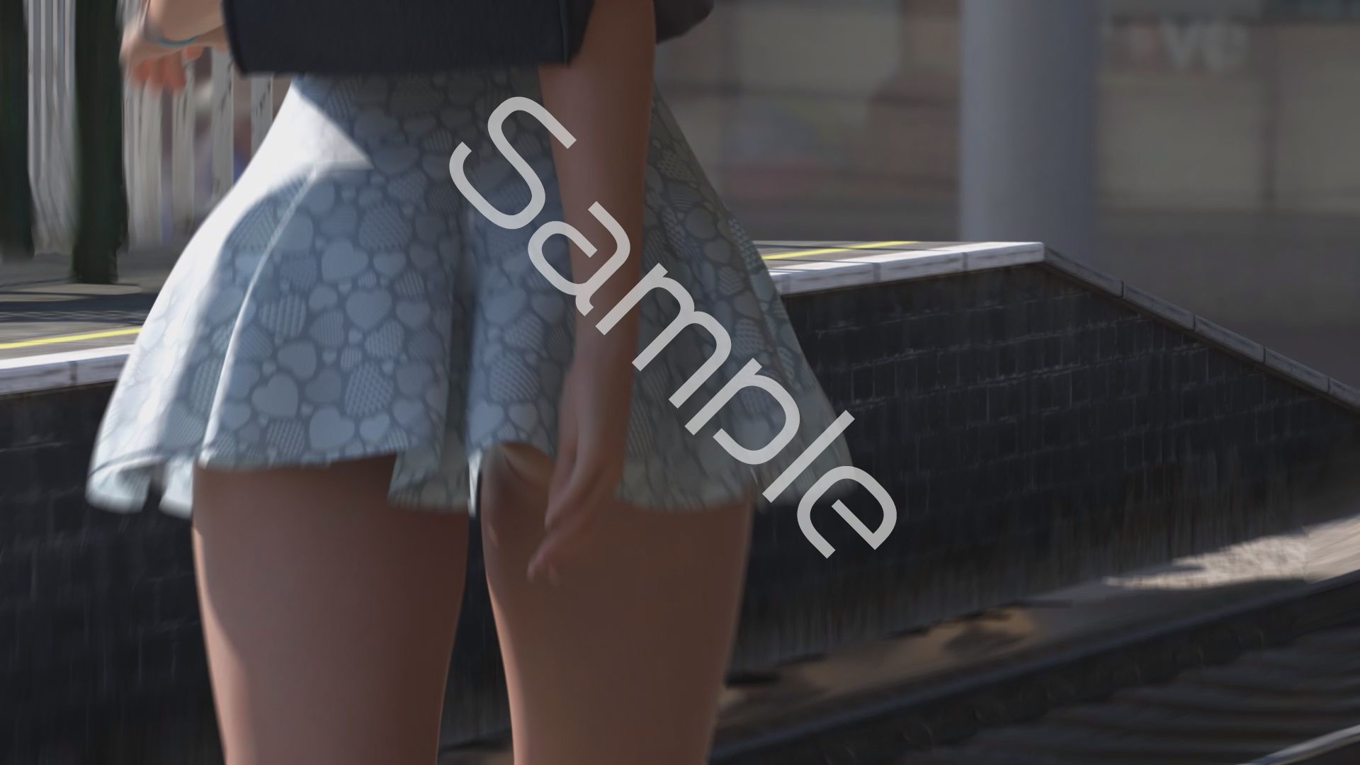 一ノ瀬廻里・私服登校日の通学途中の駅の階段でスカート内逆さ撮り盗撮の被害に遭う:PV01（サテン地ピンク水玉パンティ） サンプル画像4