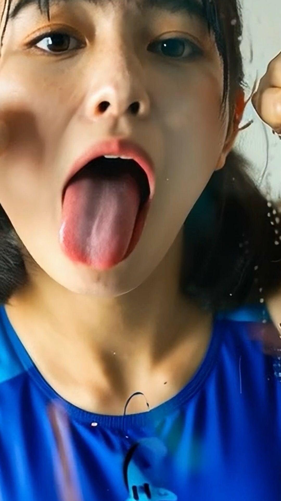 舌フェチ4 AI 水着女子 サンプル画像4