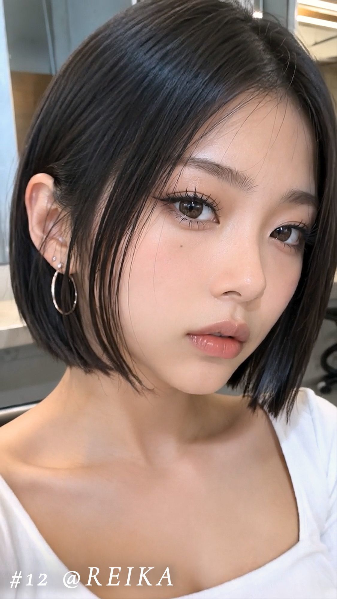 美容室に行っただけなのに4回も大量顔射された私…。おしゃれなクール系美容女子たち20人、Before＆After顔射オムニバス【4K縦動画】 サンプル画像8