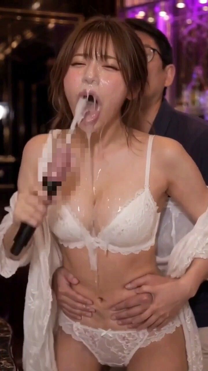貢いだキャバ嬢にみんな精液ぶっかけていいDAY サンプル画像1